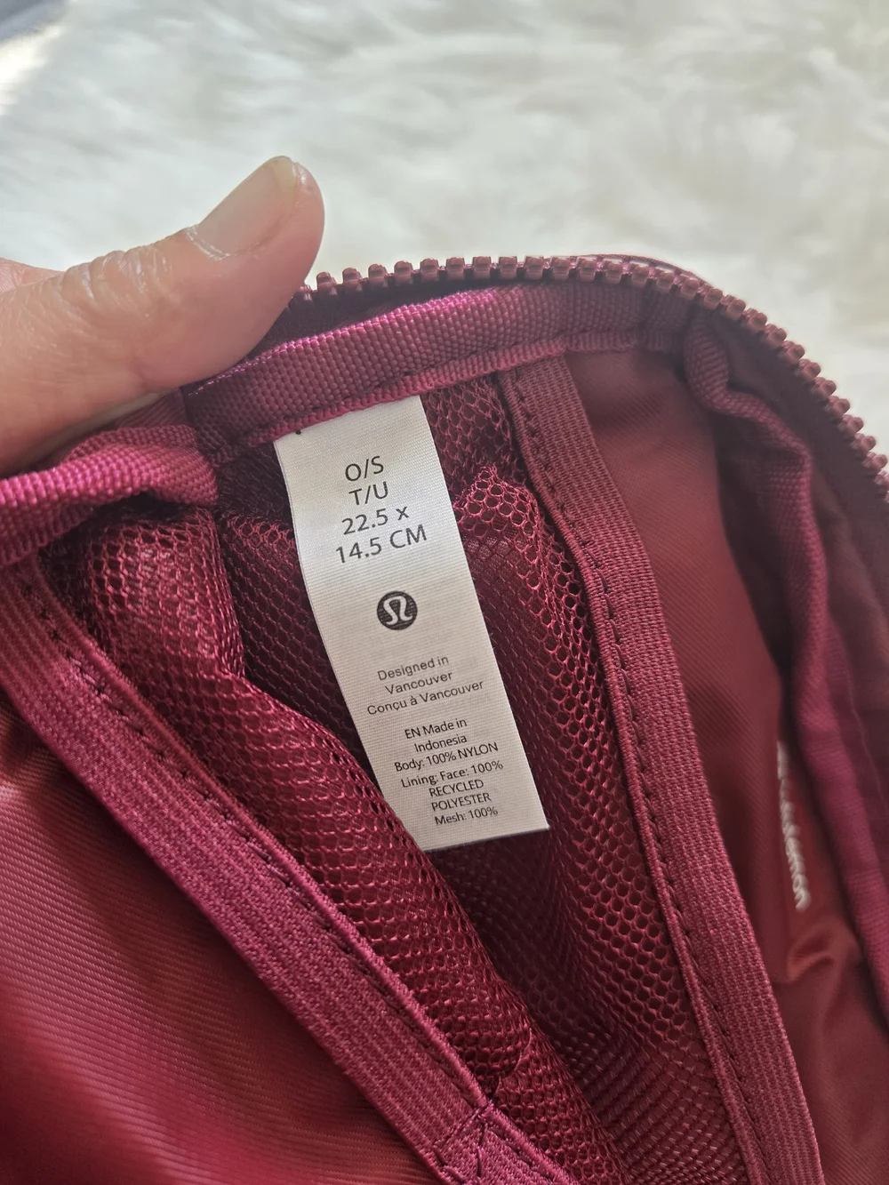 lululemon athletica Burgundy Everywhere Belt Bag 1L